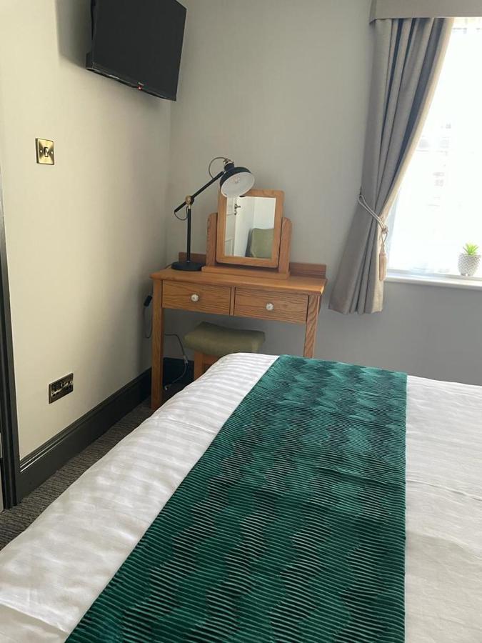 Black Bull Hotel ランカスター エクステリア 写真
